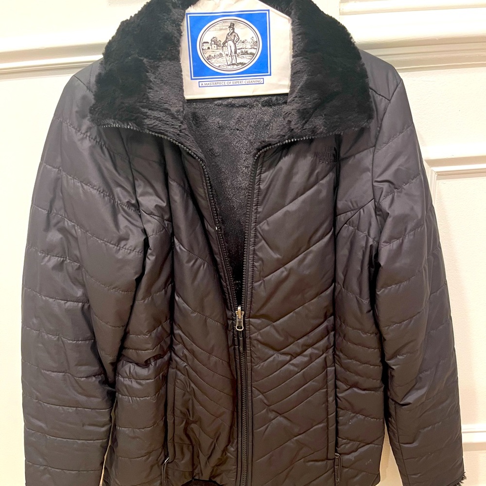Women’s fur lined north face jacket